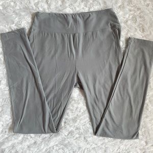 LuLaRoe leggings o/s One Size 2-10 light grey gray